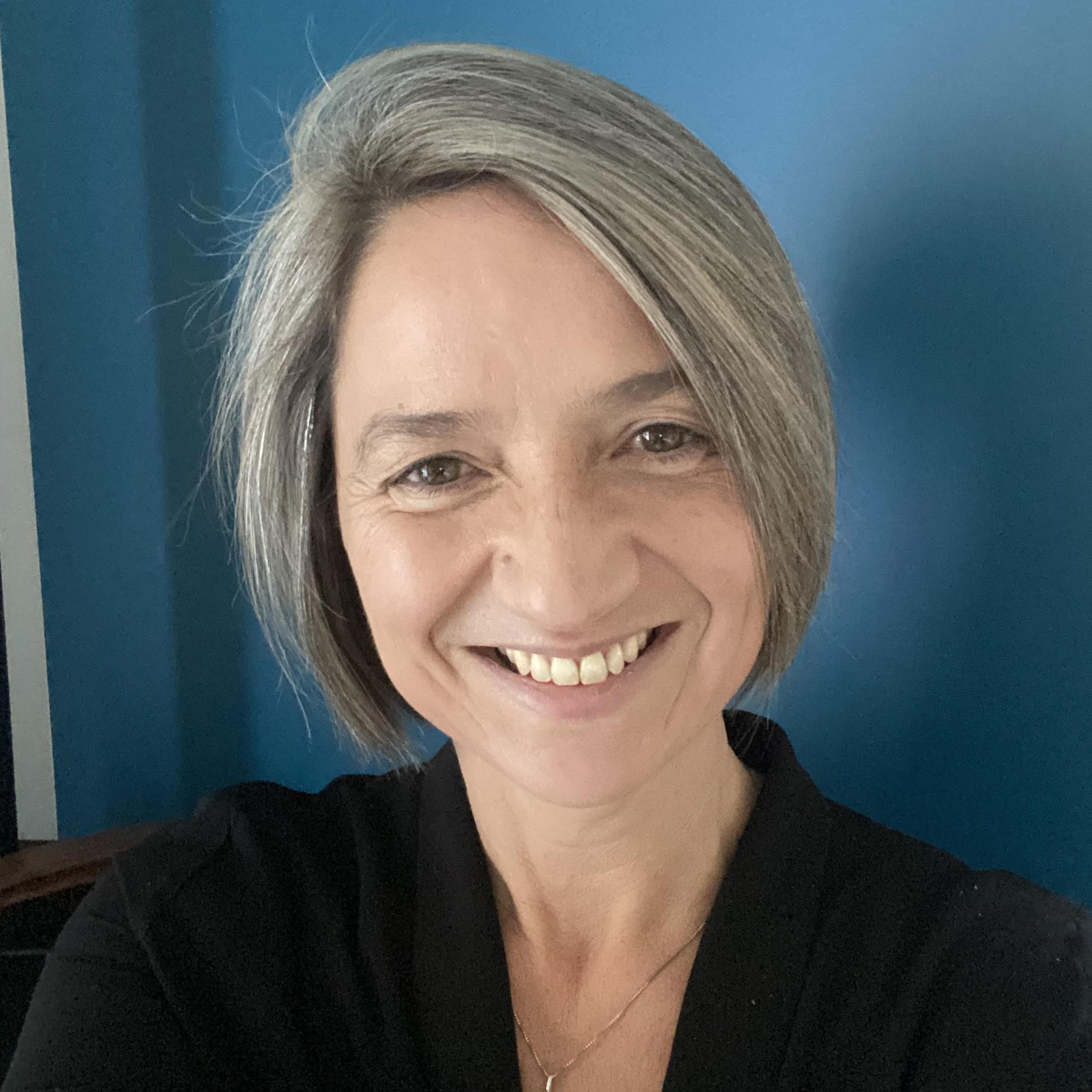 Logo de iad France - Myriam Devesa